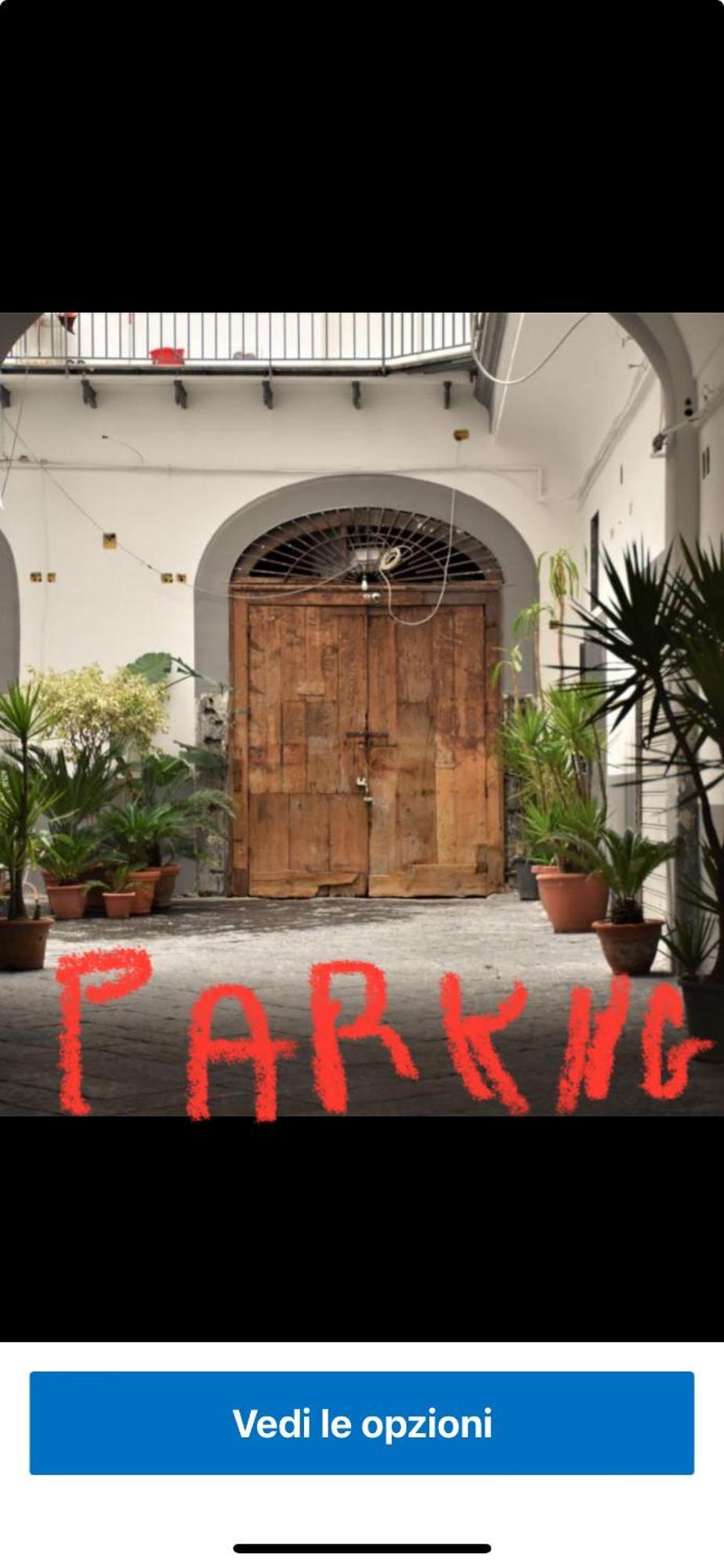 Corno Napoletano Free Parking For Small Cars Only 나폴리 외부 사진